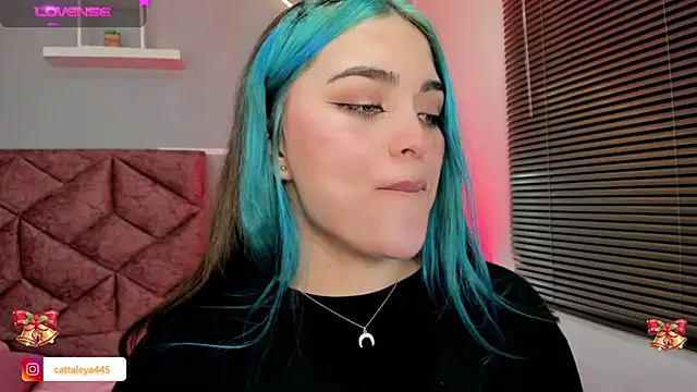 cattaleya    online show from 12.13.24