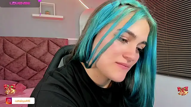 cattaleya    online show from 12.13.24