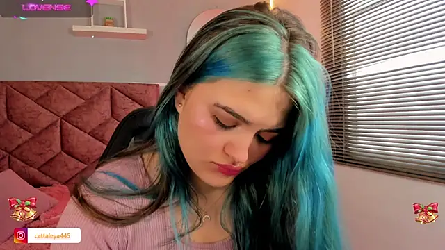 cattaleya    online show from 12.15.24