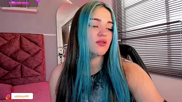 cattaleya    online show from 01.03.25