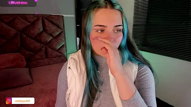 cattaleya    online show from 01.09.25