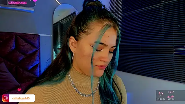 cattaleya    online show from 01.18.25