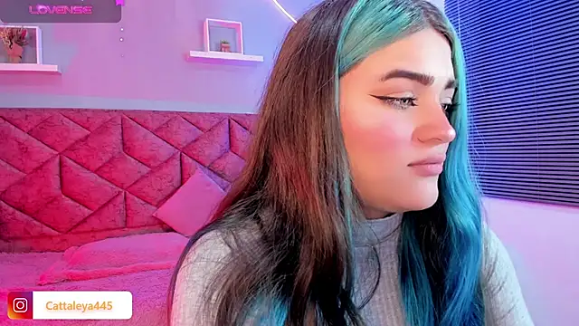 cattaleya    online show from 02.16.25