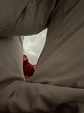 Snapshot of You_are__mine_ chatting on 09.25.25 You are  mine  online show from 09.25.25