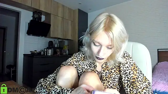  Alice Kitty online show from 11.24.25