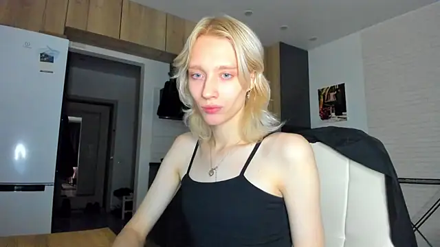  Alice Kitty online show from 12.01.25