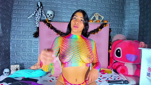 AriannaLewiis online show from 10.18.25