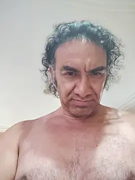 Snapshot of jaguardragon chatting on 11.14.25 jaguardragon online show from 11.14.25