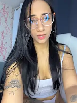 UrNewFantasy online show from 07.26.26