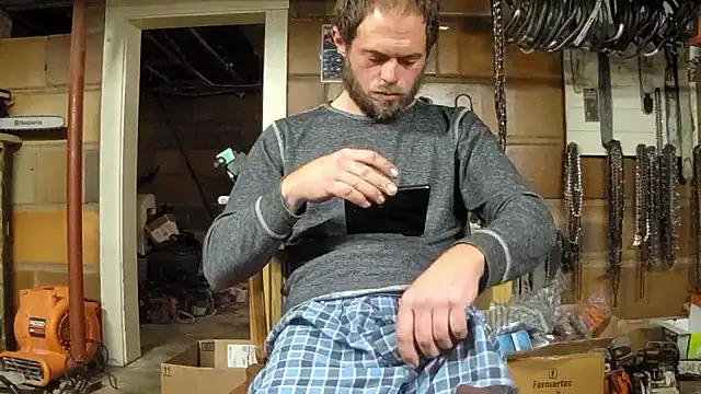 Bigoleslong98765 online show from 11.19.25