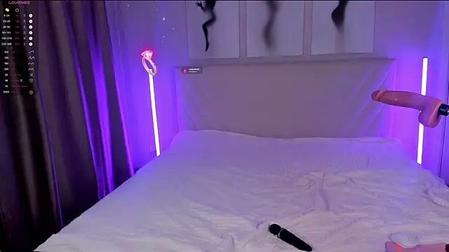 EmmaBarbs online show from 11.12.25