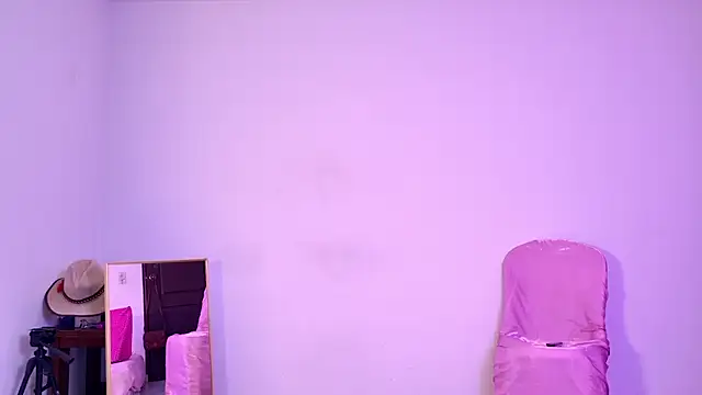 Snapshot of pink_flower_ chatting on 02.05.26 pink flower online show from 02.05.26
