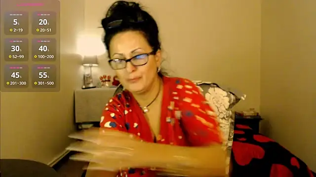 Snapshot of YourDreamLoverr chatting on 02.12.25 YourDreamLoverr online show from 02.12.25