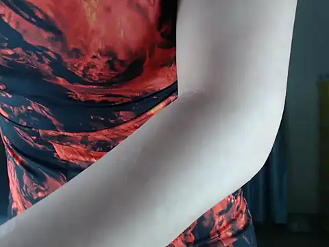 Snapshot of lovelygracy1809 chatting on 02.08.25 lovelygracy1809 online show from 02.08.25