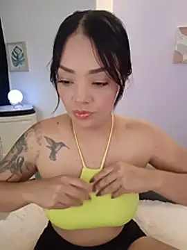 Sara LipsX online show from 04.12.26