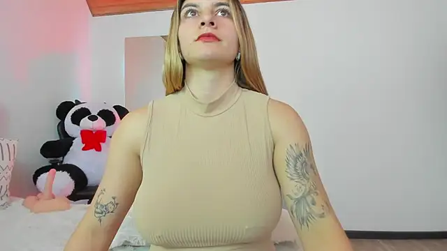 AtheneaRossi online show from 02.26.25