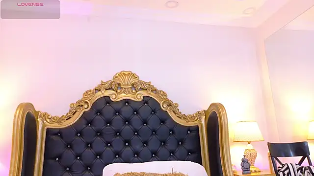 AdelinaVans online show from 04.11.26