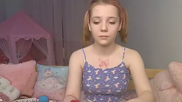 PrincessLittleKiki online show from 02.17.26