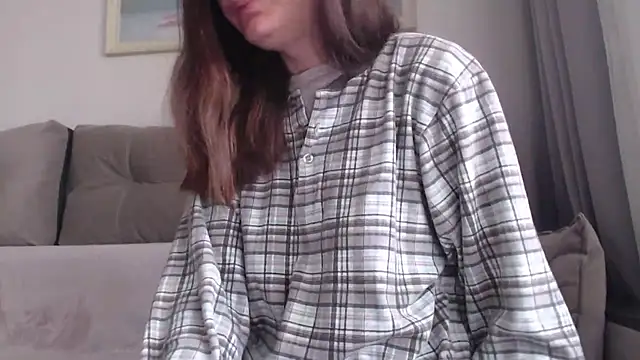 Snapshot of _JustmeHere_ chatting on 04.04.26 JustmeHere online show from 04.04.26