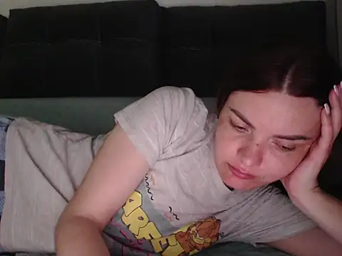 Snapshot of _JustmeHere_ chatting on 04.11.26 JustmeHere online show from 04.11.26