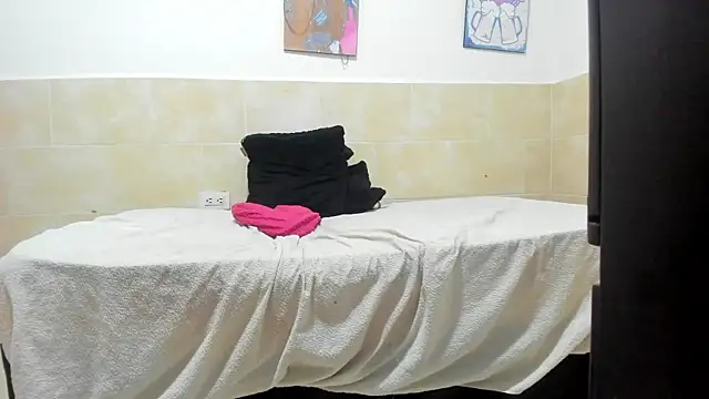 Brenda Smith69 online show from 02.21.25