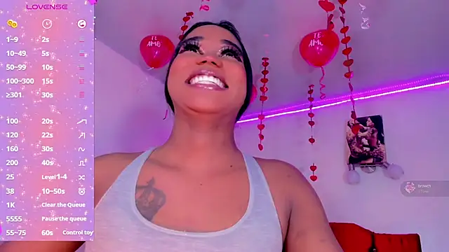 naomy  xx online show from 02.15.25