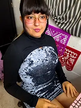 Derry Cooper online show from 11.05.25