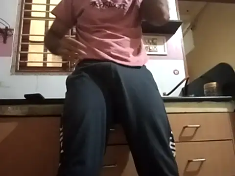 Snapshot of cuckhair chatting on 12.15.25 cuckhair online show from 12.15.25