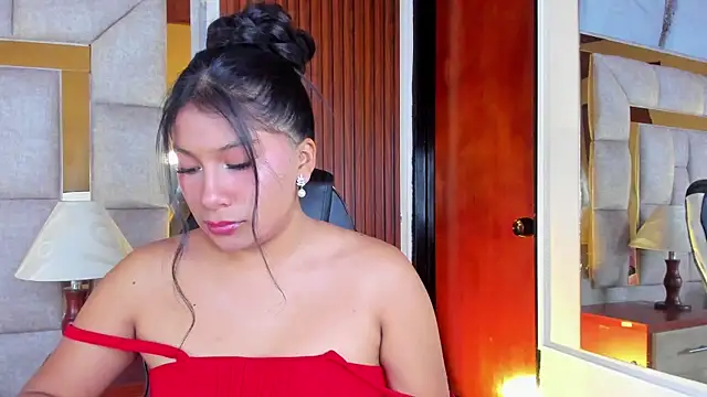 LinnaGardenia online show from 01.14.26