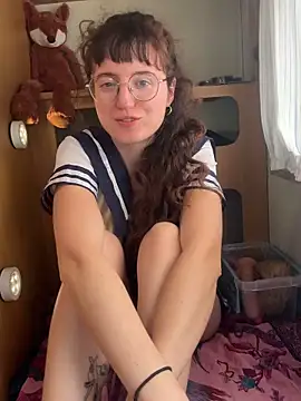 Snapshot of _foxygirl_ chatting on 04.11.26 foxygirl online show from 04.11.26