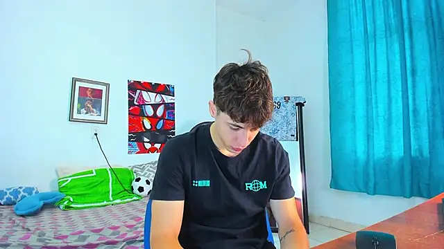 Snapshot of AlessandroDybala chatting on 05.23.26 AlessandroDybala online show from 05.23.26
