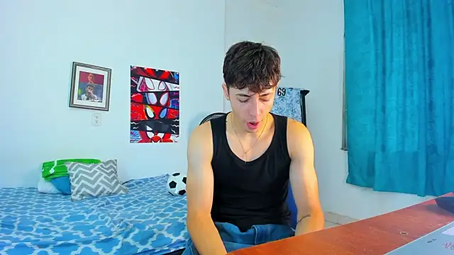 Snapshot of AlessandroDybala chatting on 05.30.26 AlessandroDybala online show from 05.30.26