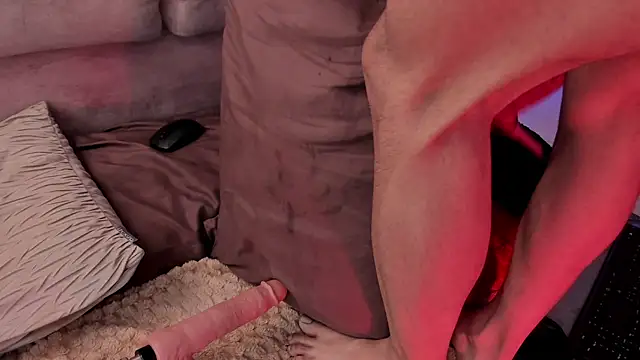 Tom cooper  online show from 03.20.25