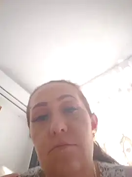 AvaLloyd online show from 03.07.25