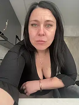 Snapshot of CuteNata chatting on 03.12.25 CuteNata online show from 03.12.25