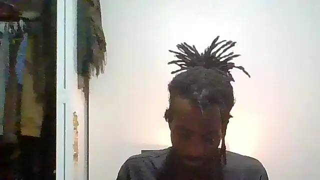 Snapshot of razzynolight chatting on 11.12.25 razzynolight online show from 11.12.25