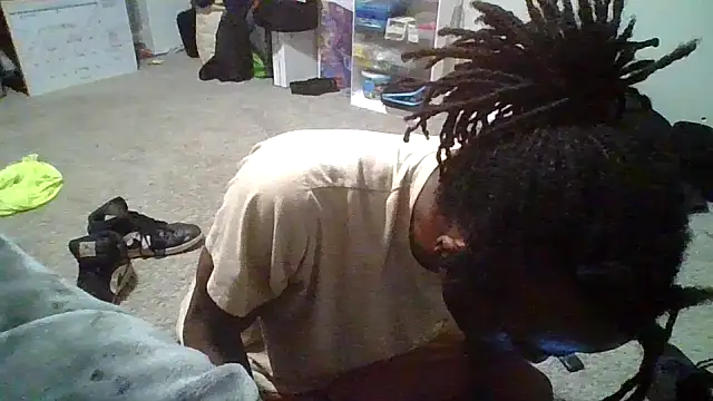 Snapshot of razzynolight chatting on 11.20.25 razzynolight online show from 11.20.25