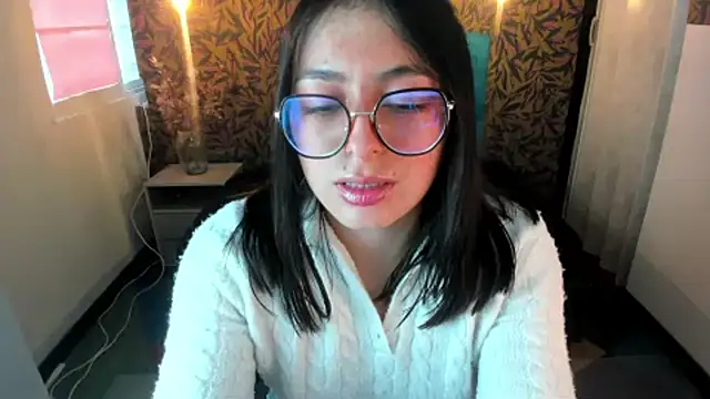 MiaWils  online show from 02.25.25
