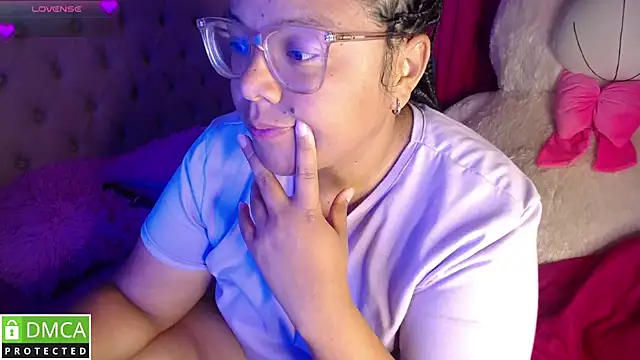 KittyHot20 online show from 10.23.25