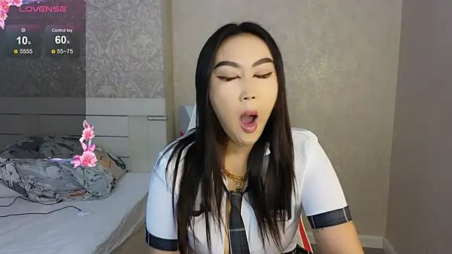 Diana Moon  online show from 07.28.26