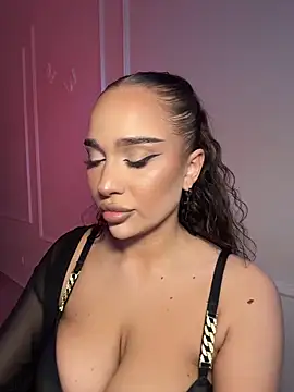 CardiSweetBaby online show from 04.28.26