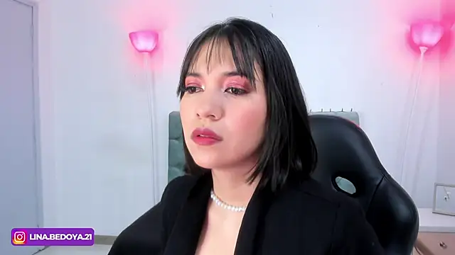 lina bedoya  online show from 02.04.25