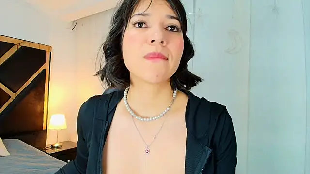 Snapshot of lina_bedoya_ chatting on 06.09.26 lina bedoya online show from 06.09.26