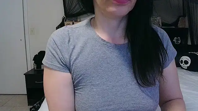 CrystalLakeXO online show from 04.24.26