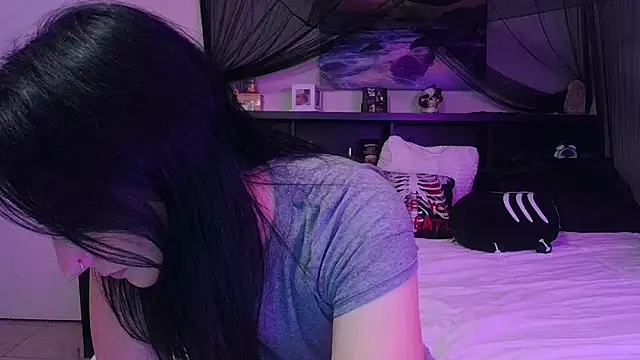 CrystalLakeXO online show from 05.09.26