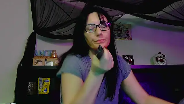 CrystalLakeXO online show from 06.11.26