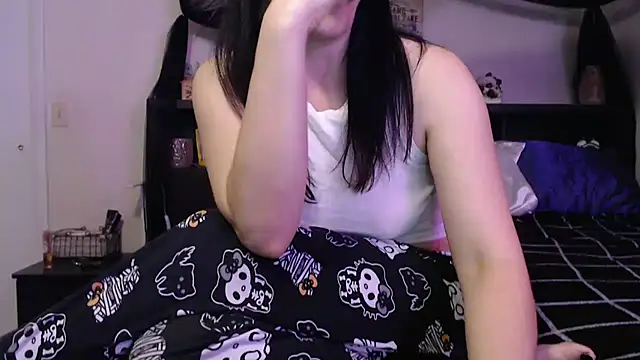 CrystalLakeXO online show from 06.12.26