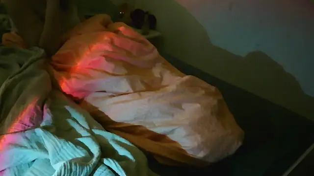 Everydayonli online show from 10.12.25