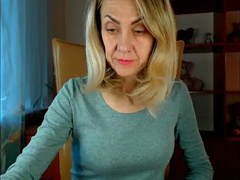 Tanya6547 online show from 10.26.25