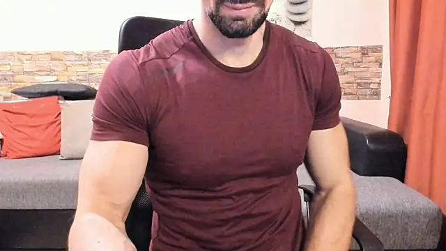 HotHunkTrainer online show from 04.16.26